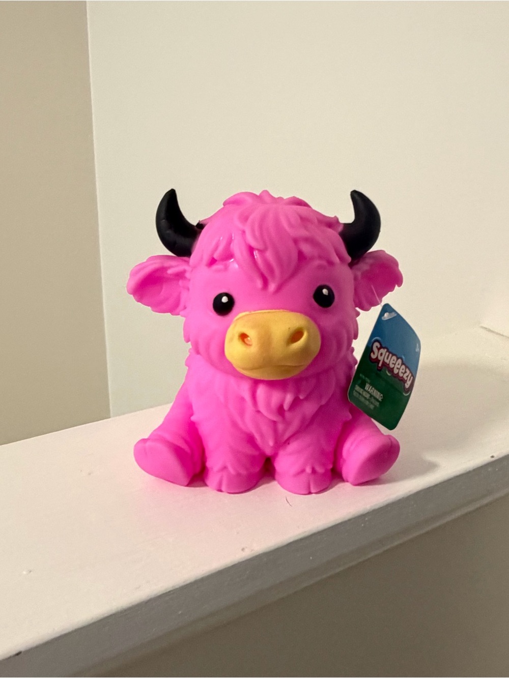 Sunny Days Highland Cow Squeezy - Pink